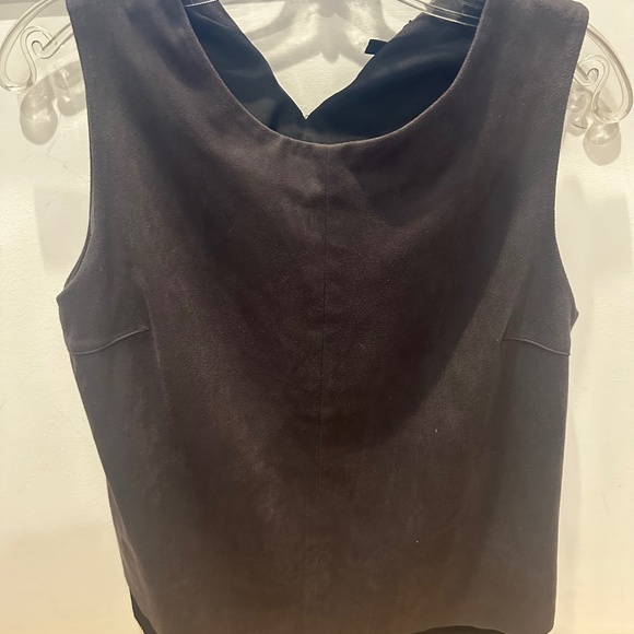 Drew Dark Grey Sleeveless Black Pleated Hem Davis Top Small - Picture 3 of 9